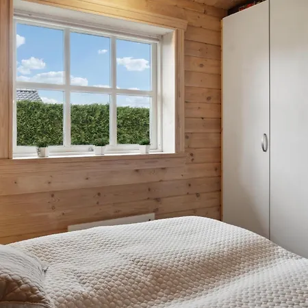 Dom wakacyjny Amazing In Vaeggerlose With Sauna