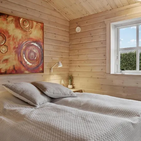 Dom wakacyjny Amazing In Vaeggerlose With Sauna