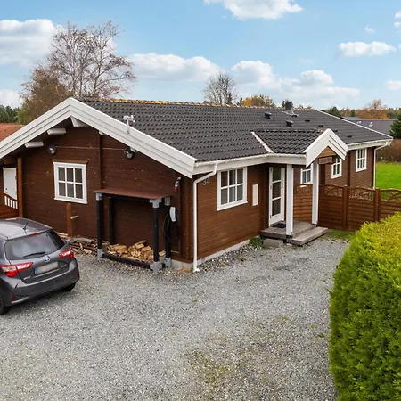 Dom wakacyjny Amazing In Vaeggerlose With Sauna